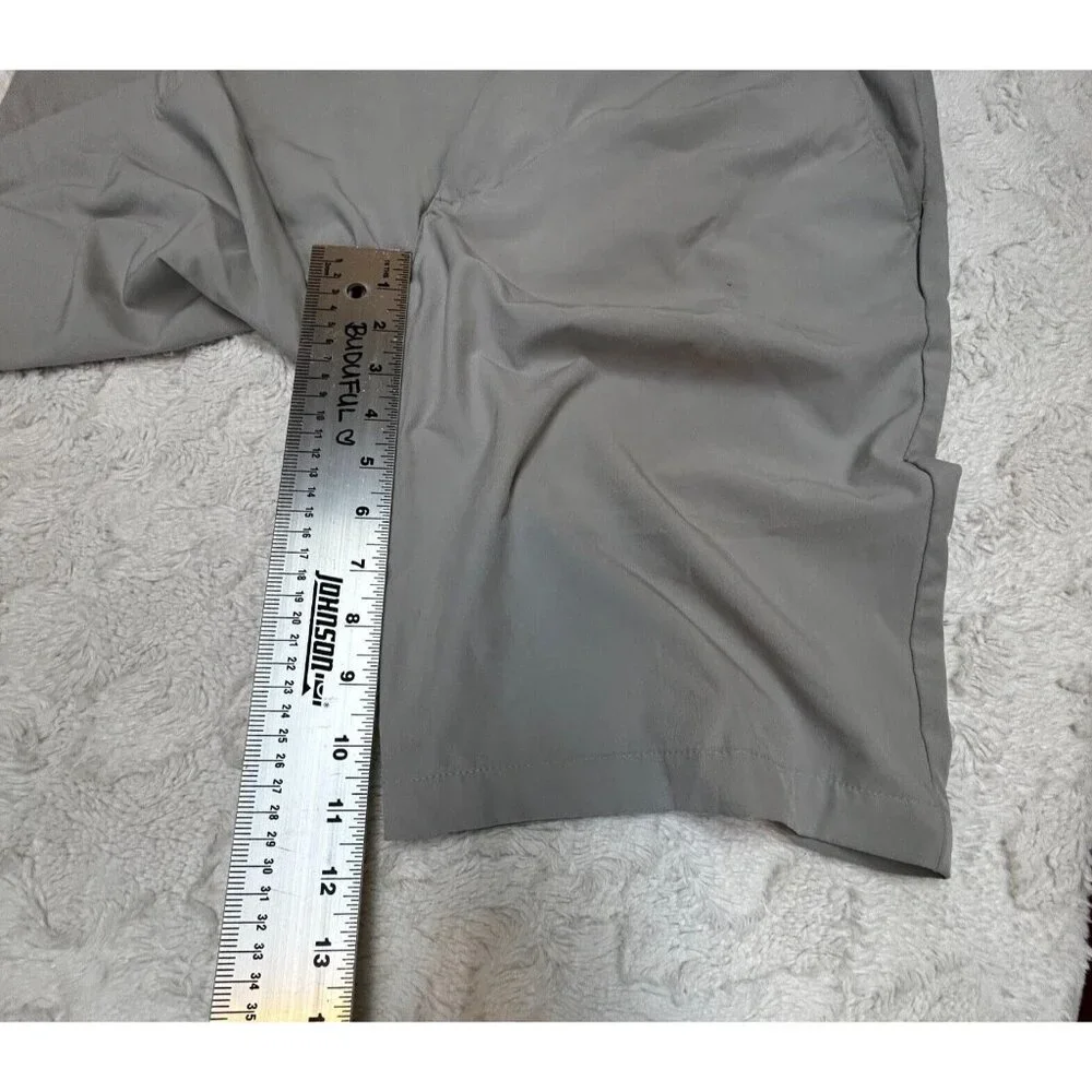 Adidas Golf Men's Casual Flat Front Shorts Size 32 Beige Stretch Pockets Outdoor